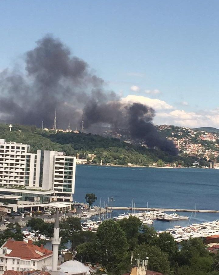 Beykoz'daki eski kundura fabrikasında yangın!