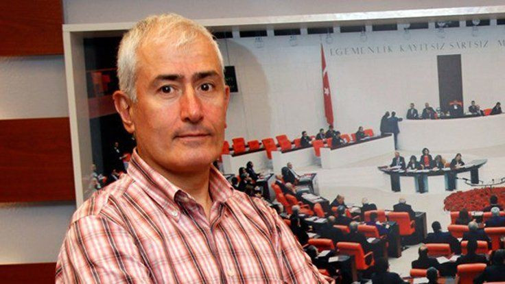 FOX TV'de flaş ayrılık! Hangi üst düzey isimle yollar ayrıldı?