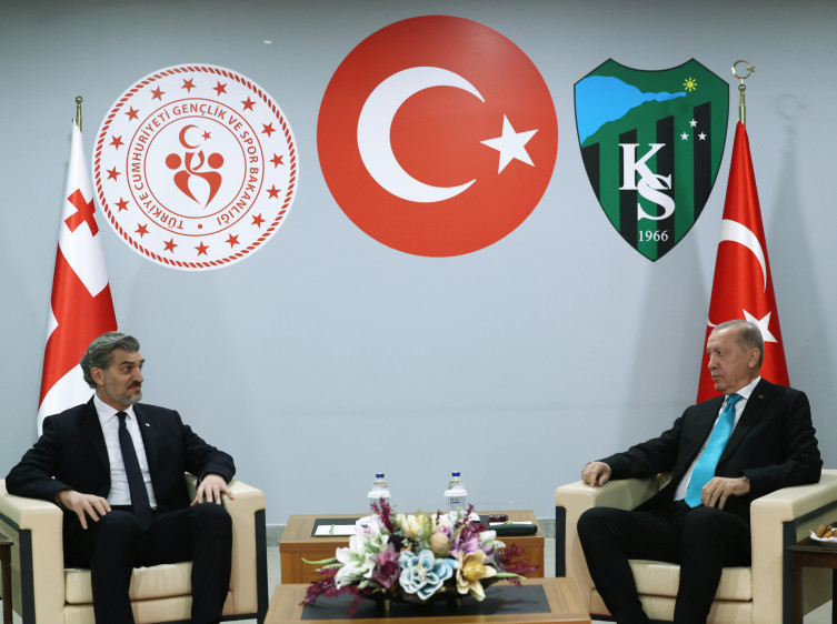 Cumhurbaşkanı Erdoğan ile Gürcistan Cumhurbaşkanı Kavelaşvili görüştü