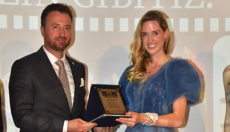 Büyükkarıştıran Kültür Merkezi'ne anlamlı açılış