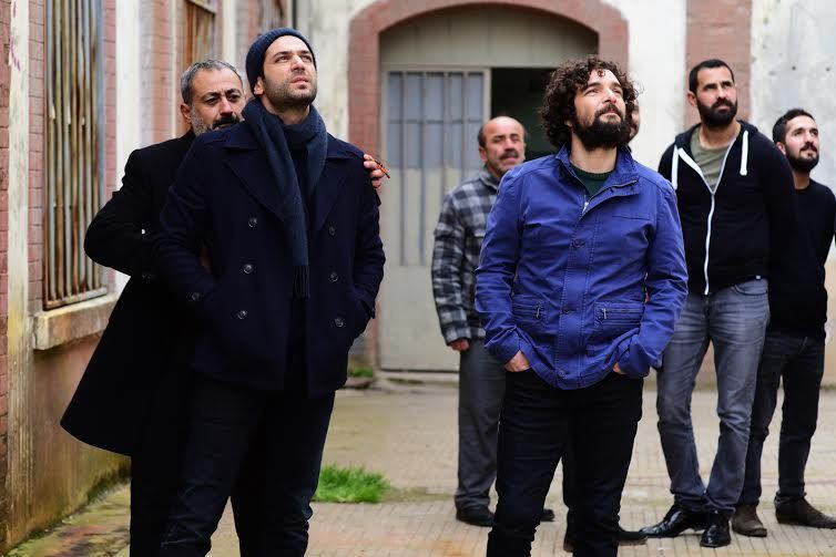 'Gecenin Kraliçesi'ne Murat Yıldırım'ın kendi sesiyle söylediği türkü damga vurdu