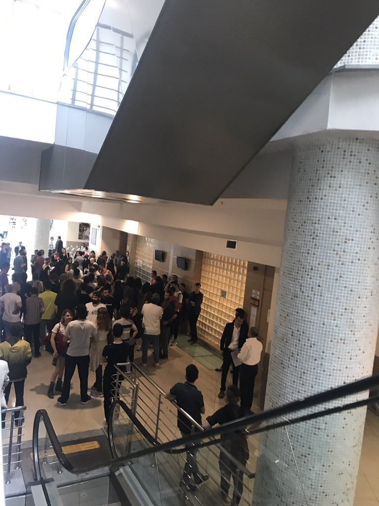 Flaş! Uyuşturucuyu özendirdiği iddia edilen Ezhel'e tahliye kararı!