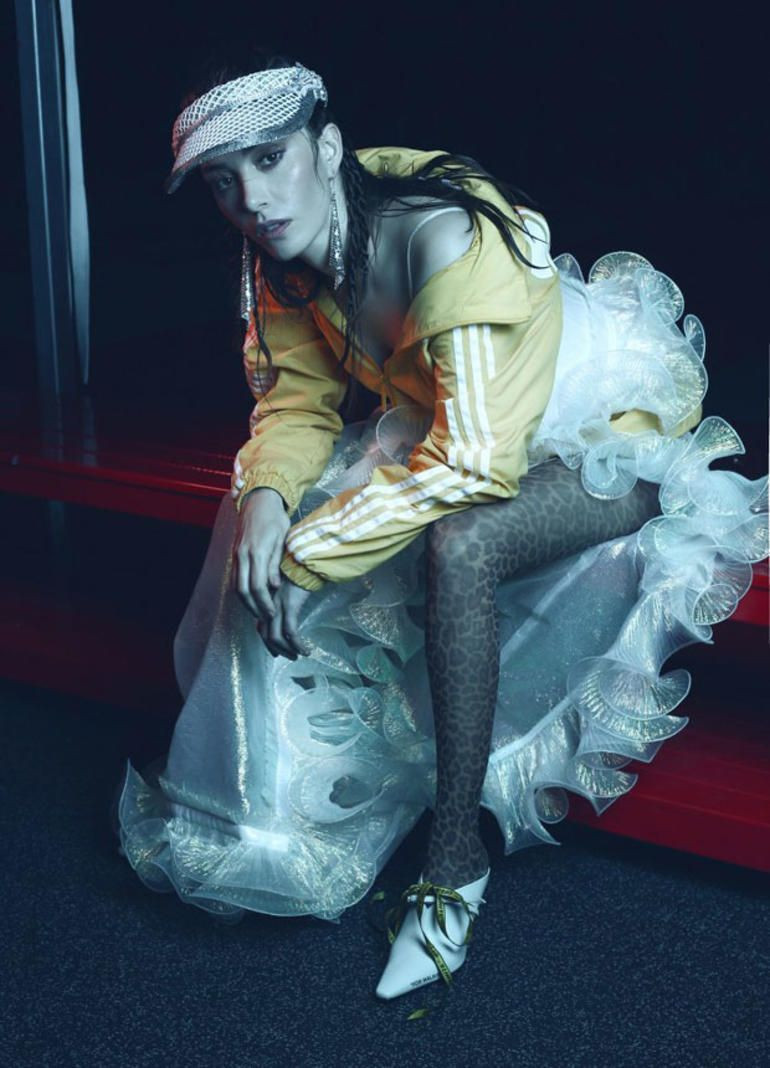 Ünlü oyuncu Özge Gürel, ringe çıktı! - Resim : 3