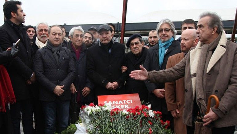 Kenan İmirzalıoğlu'ndan Ali Poyrazoğlu'na 'Teröre hayır' dediler