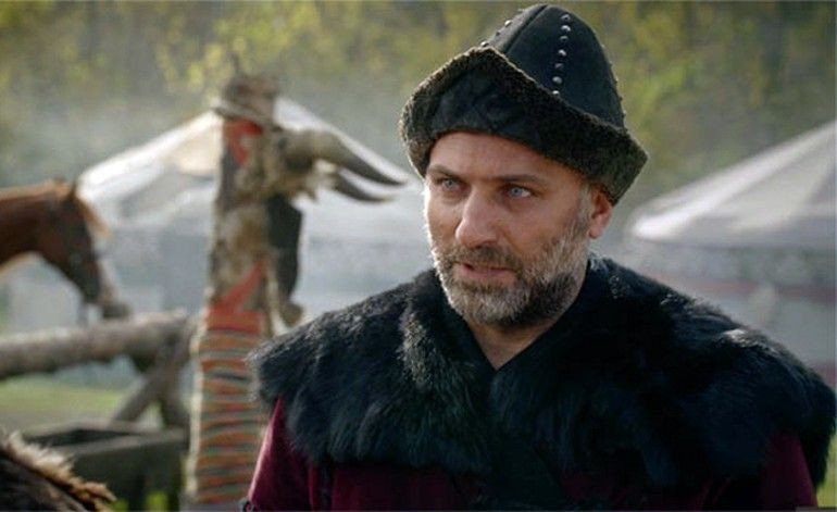 Diriliş Ertuğrul'da iki sürpriz ayrılık!