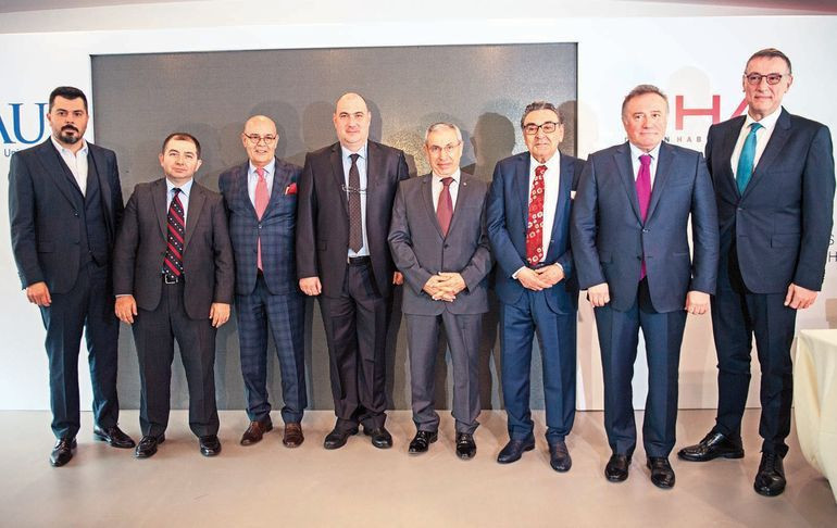 Geleceğin gazetecileri için imza