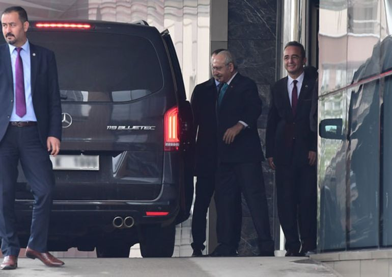 Kemal Kılıçdaroğlu ameliyat oldu! Sağlık durumu nasıl?