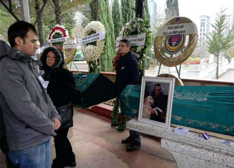 Hababam Sınıfı, Tayfun Akalın’ı son yolculuğuna uğurladı! - Resim : 3