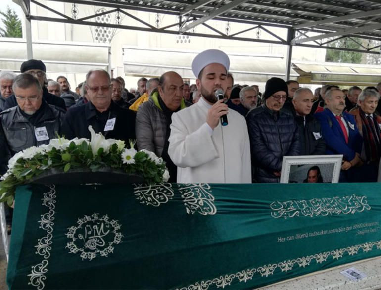 Hababam Sınıfı, Tayfun Akalın’ı son yolculuğuna uğurladı!