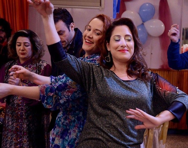 Ünlü oyuncu soyadını değiştirdi!