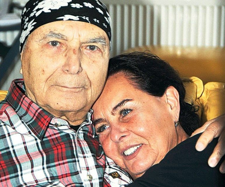 Yeşilçam'ın usta ismi Fatma Girik gözyaşlarına boğuldu!