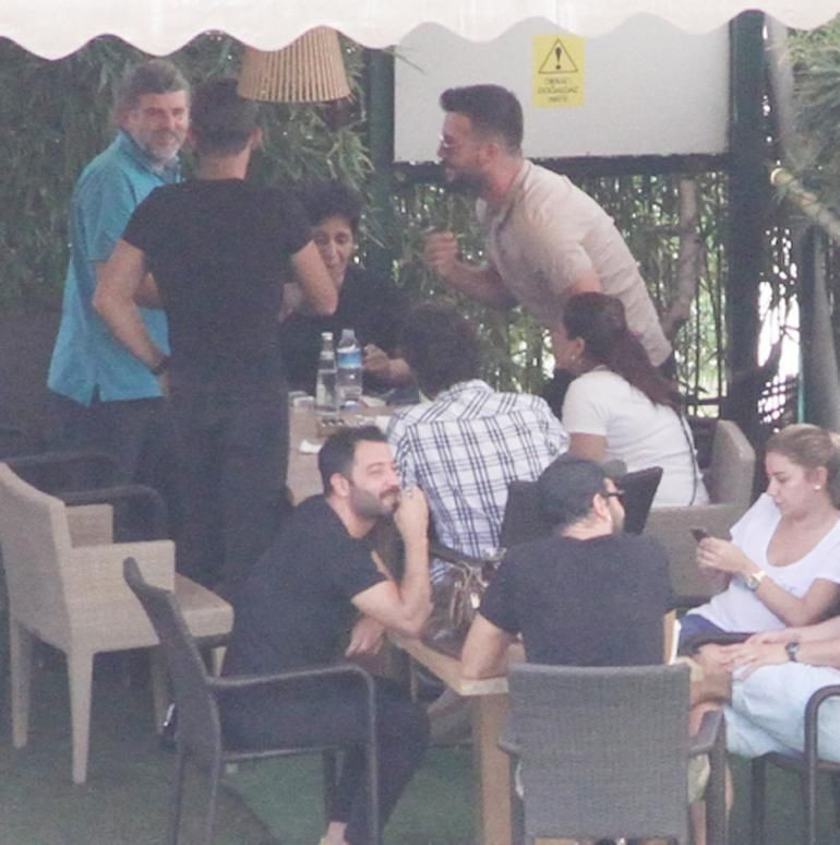 Eski sevgilisi İrem Derici'nin yanına koştu!