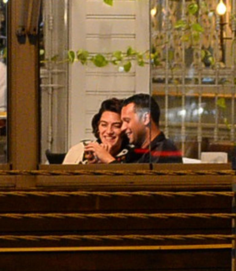 Hande Subaşı ile Uğur Biçer, aşk mı yaşıyor? - Resim : 3