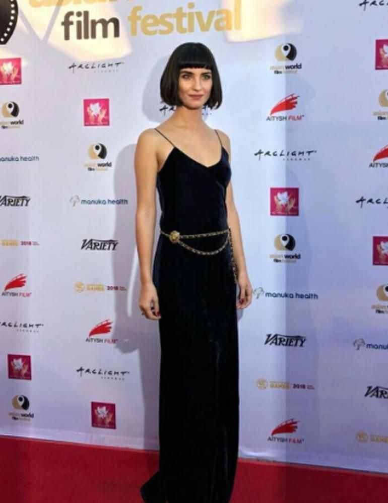 Jürinin yıldızı Tuba Büyüküstün oldu!