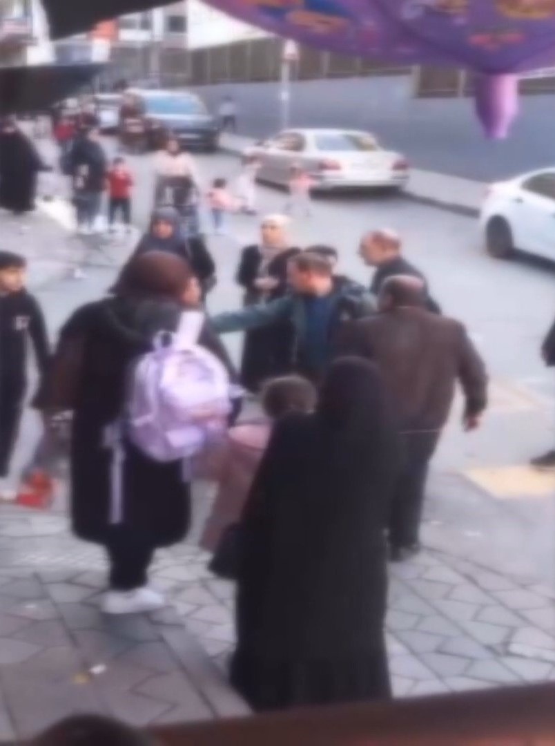 Çocuğa tacize vatandaştan meydan dayağı! - Resim : 2