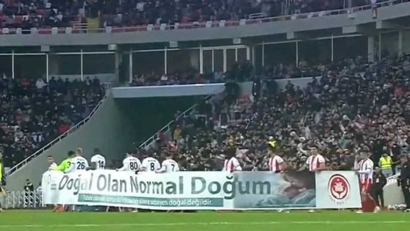 Cumhurbaşkanı Erdoğan'dan "Normal doğum" pankartına ilişkin açıklama: Kadınları rencide edecek durum yok