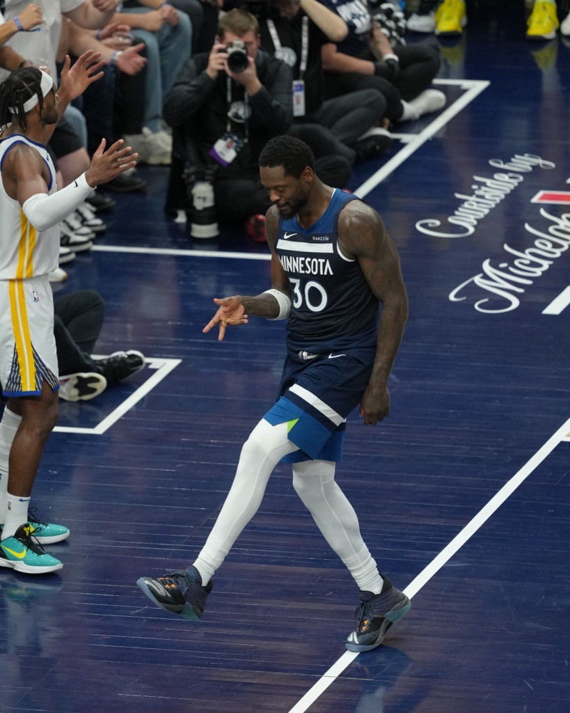 Kurtlar fırtınaya karşı - Resim : 3