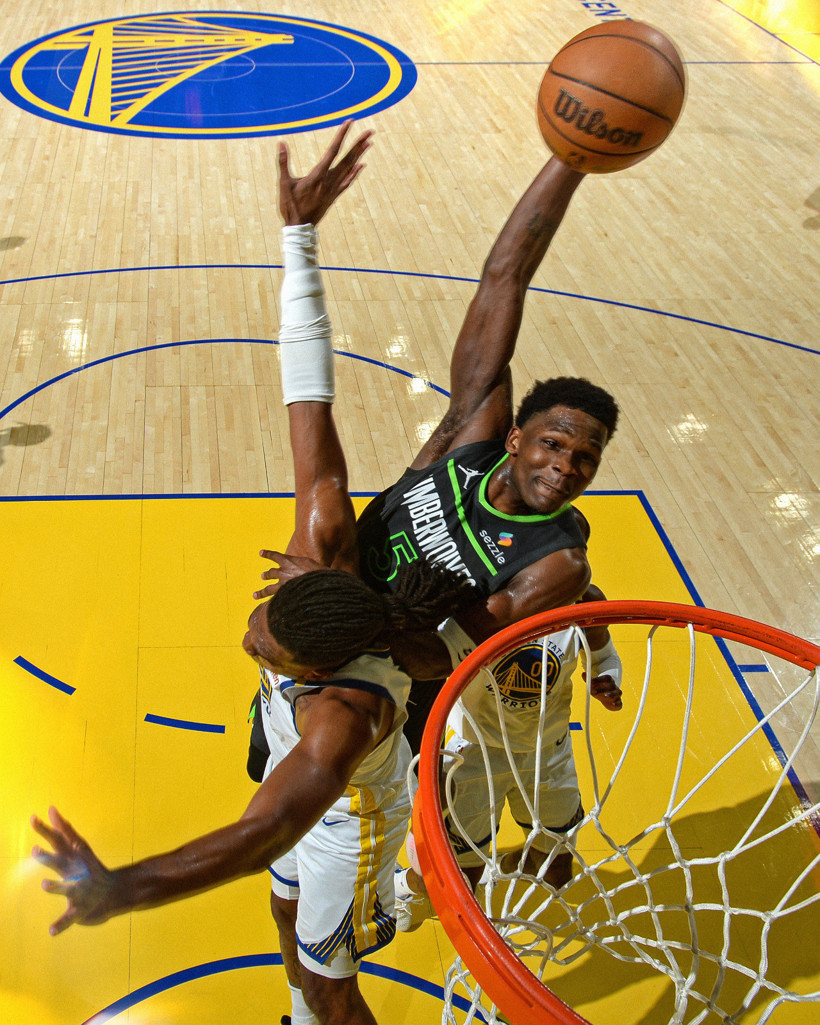 Kurtlar fırtınaya karşı