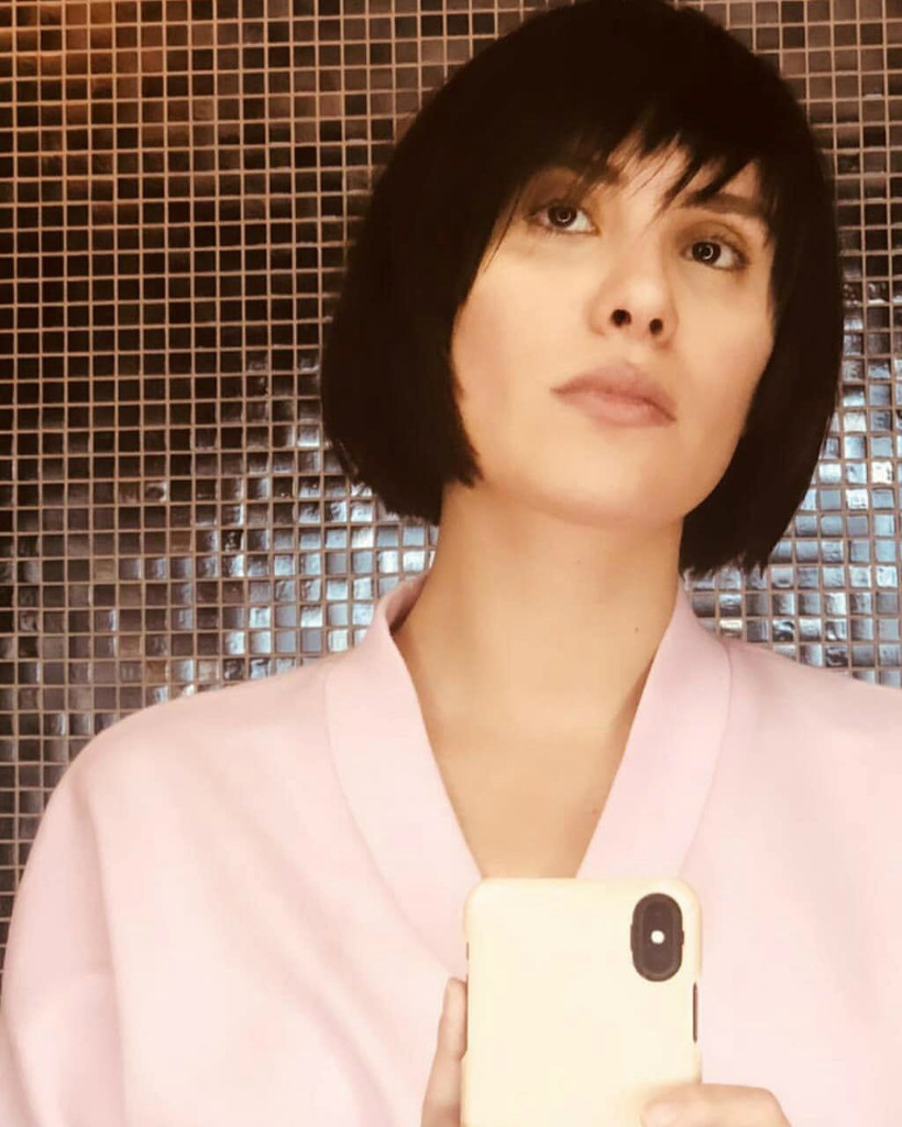 Saçları dökülen Şükran Ovalı'dan zorunlu imaj değişikliği! - Resim : 3