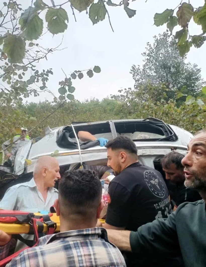 Giresun'da feci kaza: Araç dere yatağına yuvarlandı, ölü ve yaralılar var