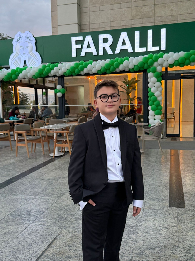 10 yaşındaki girişimci Aybarshan Erkoç, kendi kahve markasını kurdu: Faralli Coffee kahve severlerin yeni rotası - Resim : 2