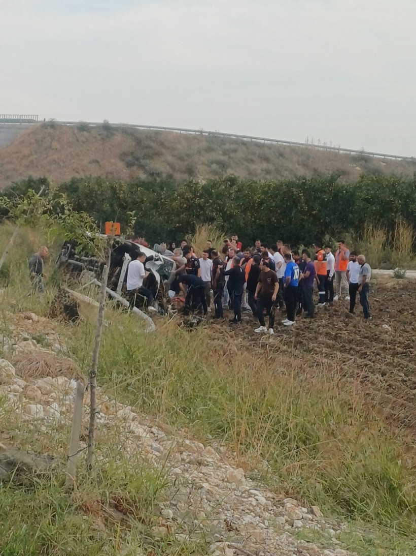 Hava yolu firmasına ait minibüsün feci kazası! Çok sayıda yaralı var