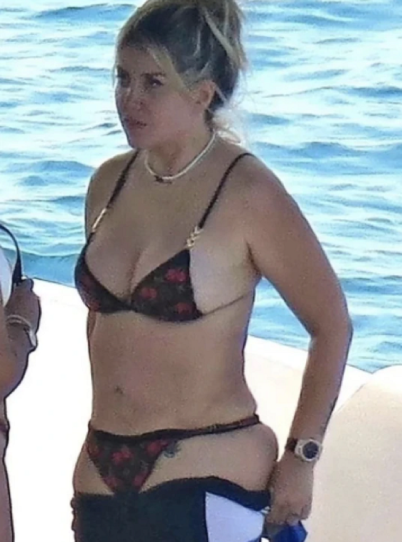 Wanda Nara'nın fotoshopsuz pozları yine olay oldu! - Resim : 2