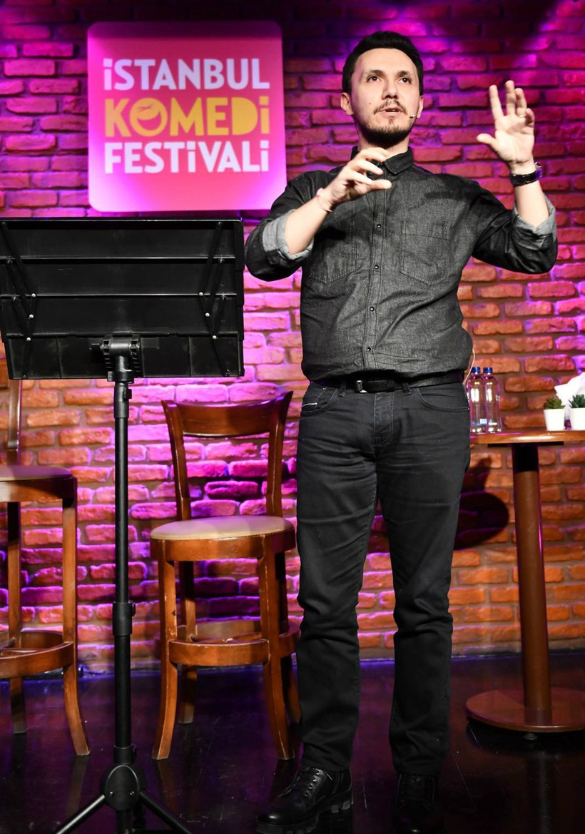 Burak Aksak'ın ilk stand up gösterisine büyük ilgi - Resim : 2