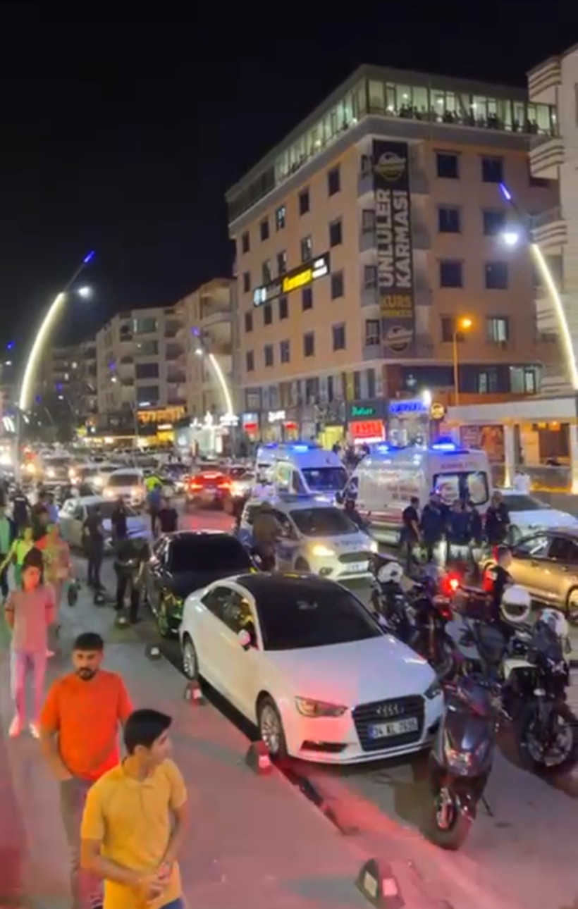 Batman'da dehşet! Silahlı kavgada 1'i polis çok sayıda yaralı var