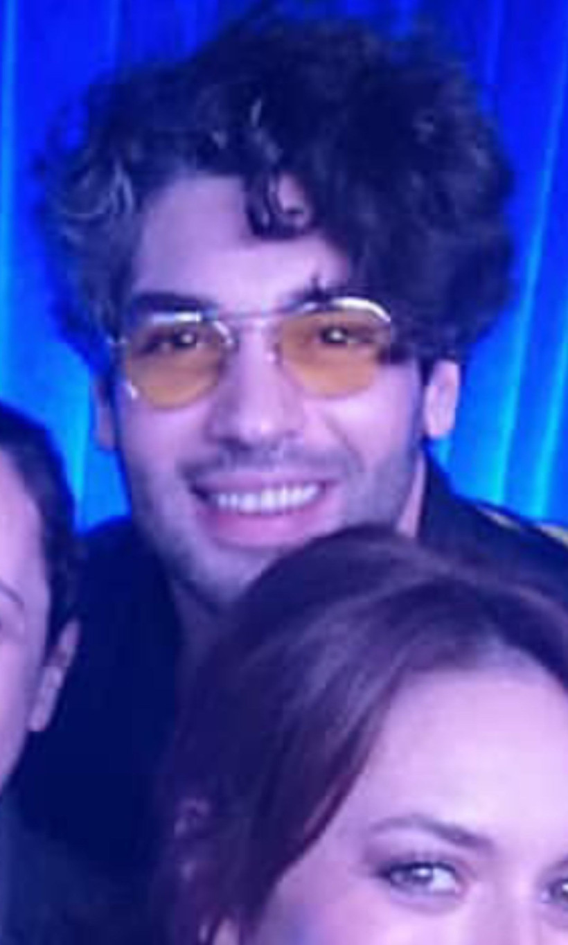 Şükrü Özyıldız'ı Bergüzar Korel sandılar - Resim : 3