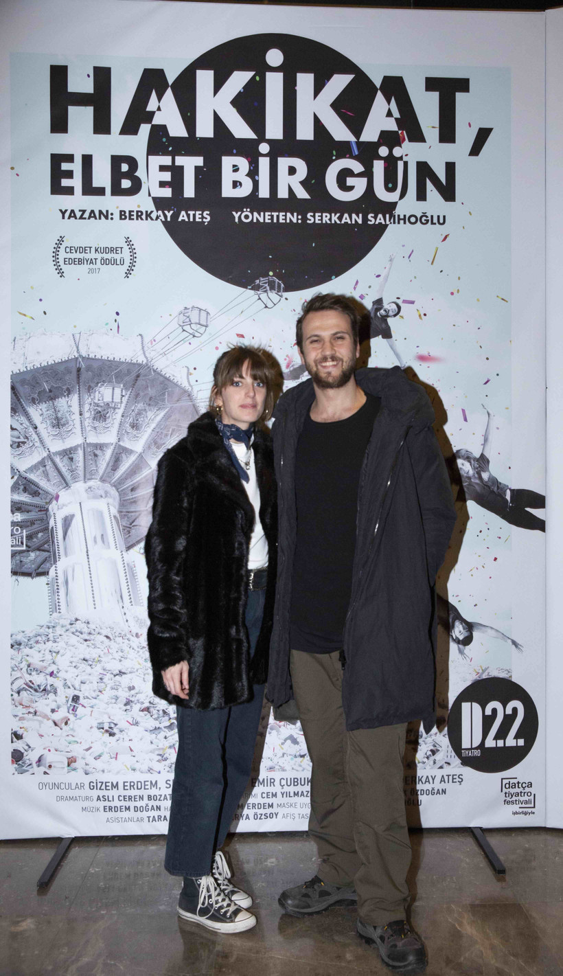 'Hakikat, Elbet Bir Gün' oyununun galası gerçekleşti!