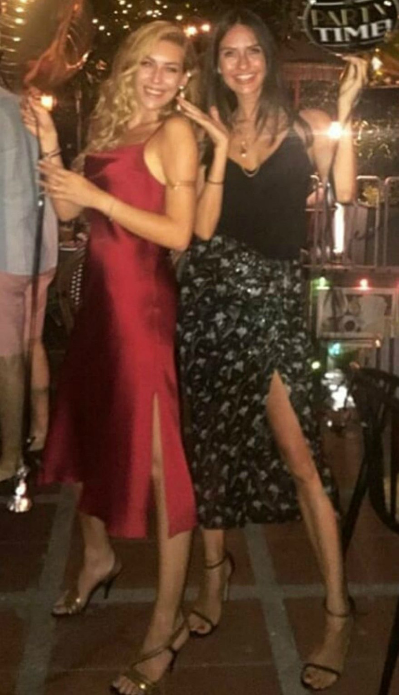 Kenan İmirzalıoğlu'ndan Sinem Kobal'a doğum günü partisi - Resim : 5