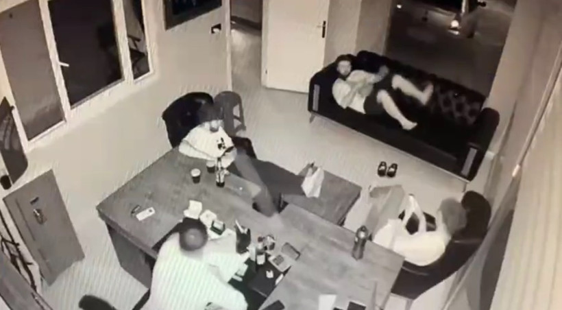 Adana'da iş yerine silahlı baskın! O anlar kamerada - Resim : 3