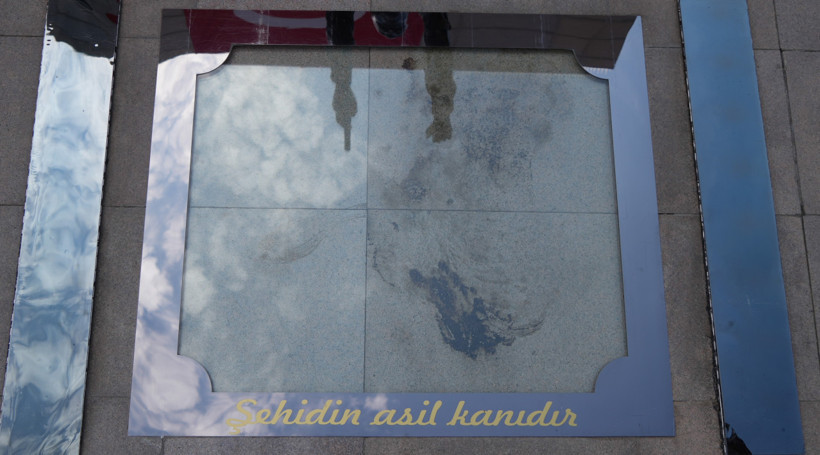 Ömer Halisdemir'in şehit düştüğü yere özel koruma! Darbenin seyrini değiştiren kurşunu atmıştı