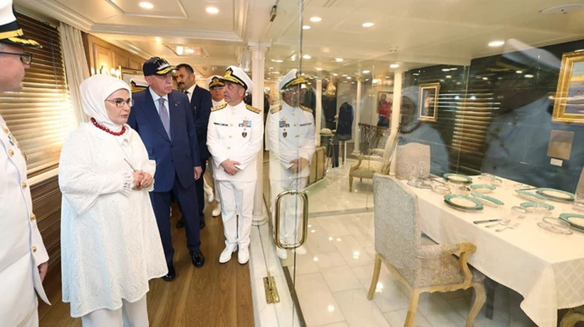 Cumhurbaşkanı Erdoğan Savarona'yı ziyaret etti - Resim : 2