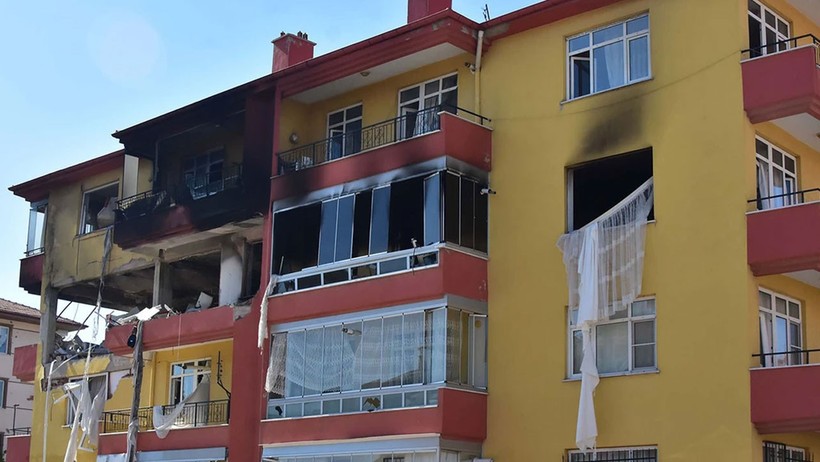 13 kişi yaralanmıştı: Konya'da bir apartmanda meydana gelen patlamanın nedeni ortaya çıktı - Resim : 2