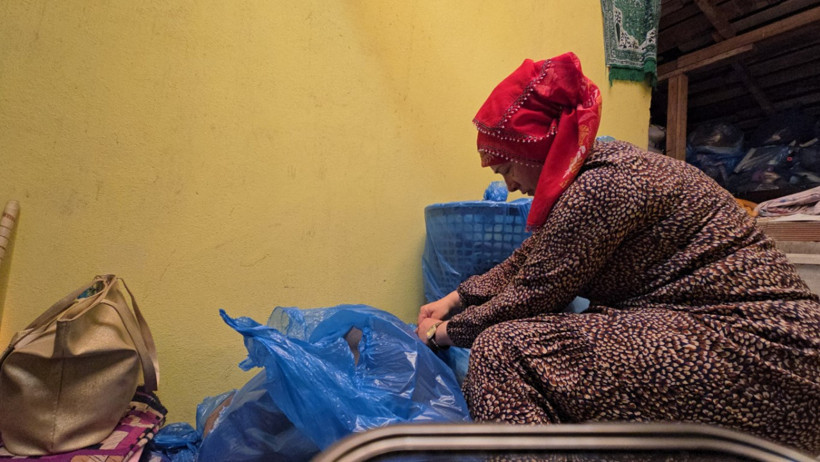 Zonguldak’ta yürek burkan dram! 6 yıllık boşanma davasının ardından evinden tahliye edilen kadın çatıya sığındı