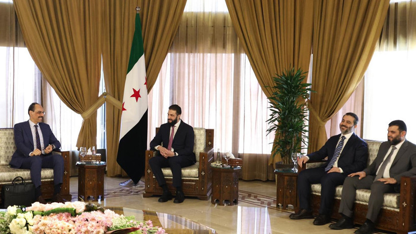 YPG silah bırakacak! MİT Başkanı Kalın, Suriye Cumhurbaşkanı Şara ile görüştü! İşte masaya gelen konular...