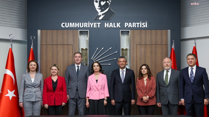 CHP lideri Özel'den Bahçeli'ye  komisyon yanıtı: Komisyon fikrinin sahibiyiz, ilk savunucusuyuz