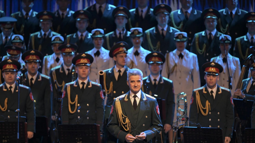 Rus Kızılordu Korosu'ndan Neşet Ertaş sürprizi!