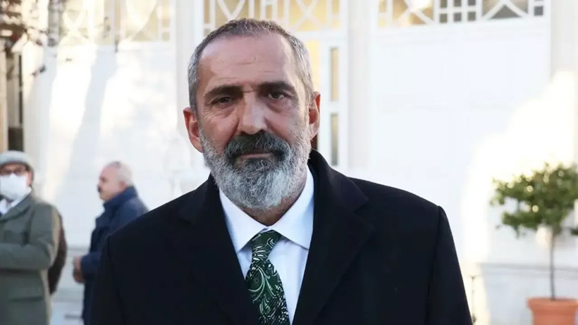 Şarkıcı Yavuz Bingöl, Cumhurbaşkanı Erdoğan'ın elini öptü - Resim : 4