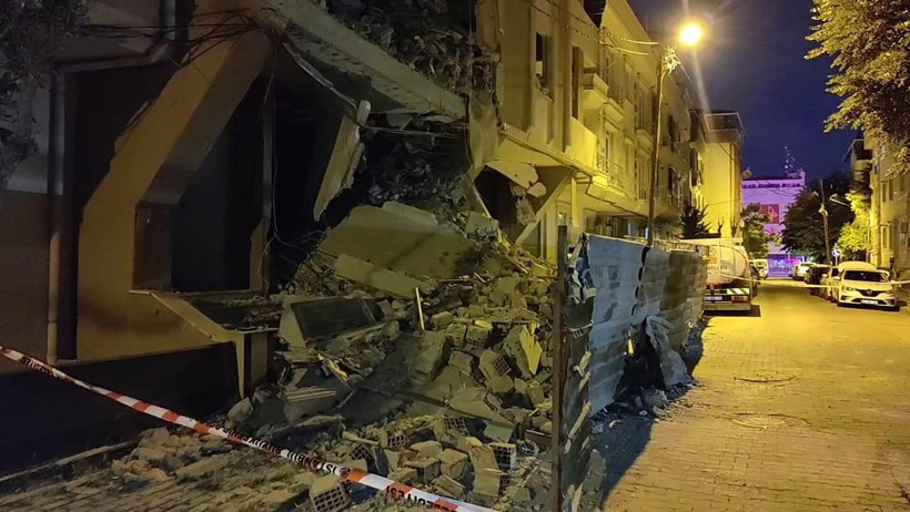Avcılar'da 6 katlı binada çökme! Binaların hepsi tahliye edildi