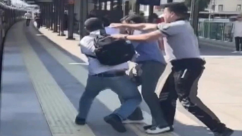 Marmaray'daki yumruklu saldırıda istenen ceza belli oldu - Resim : 2