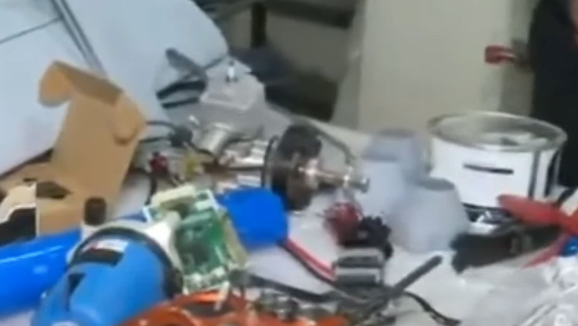 İran'da casus avı! İran İsrail'in drone'larını böyle ele geçirdi - Resim : 2
