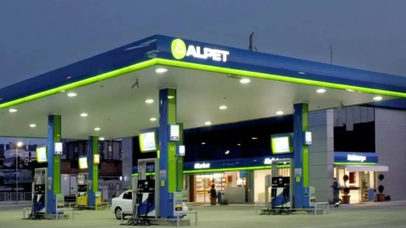 Türkiye'nin akaryakıt devi yabancılara satılıyor! Ülkenin dört bir yanında istasyonu vardı
