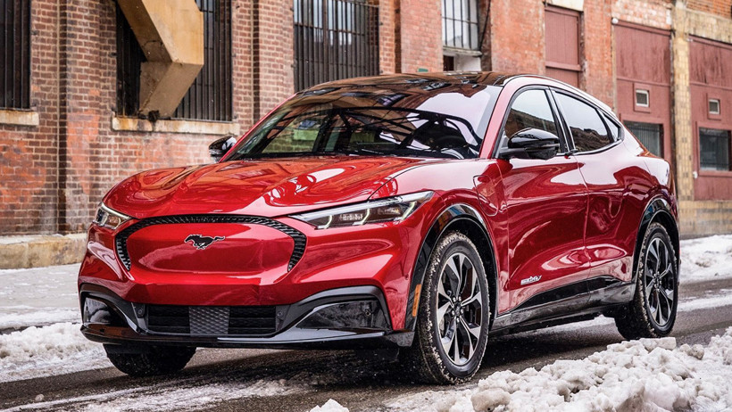 Ford 200 bin aracı toplatıyor: Sıkışma riski açığa çıktı o model araca aman dikkat