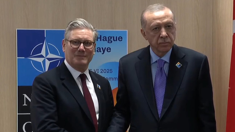 Cumhurbaşkanı Erdoğan'dan Lahey'deki NATO zirvesinde bir kritik görüşme daha! NATO Sonuç Bildirgesi açıklandı. Bir sonraki zirve Türkiye'de... - Resim : 2