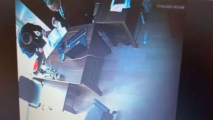 Beylikdüzü'nde 18 vergi müfettişine operasyon! Rüşvet pazarlığı anbean kameraya yansıdı - Resim : 2