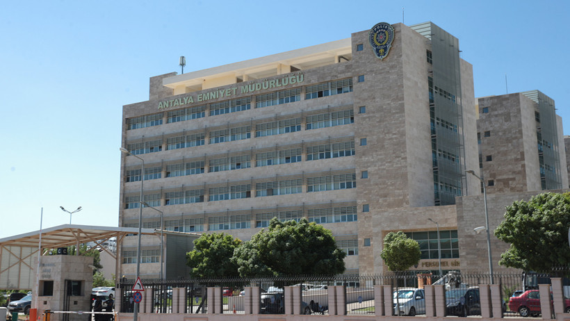 Antalya Büyükşehir Belediye Başkanı rüşvet soruşturmasında gözaltına alınmıştı! Tutuklama kararı geldi - Resim : 2