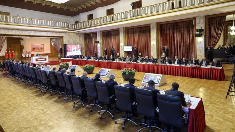 "Terörsüz Türkiye" komisyonunda tarihi gün! '' Silah bırakma süreci pazarlığın sonucu asla değildir'' - Resim : 3